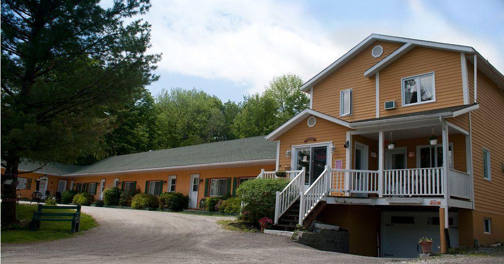 Motel De La Montagne 奥福德 外观 照片